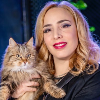 cecilianappo's profile picture. Youtube/Twitch MTG channels at https://t.co/4qHNhGHa7Y Bass power behind Goblin & Black Mamba 🎸 Magic The Gathering Fanatic 🔮 ⬇️ Unleashing Rock'n'Roll vibes ⬇️