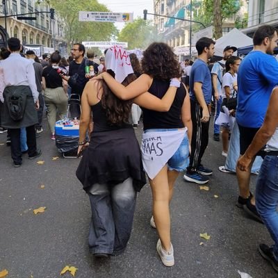 Nunca me olvido de que
LA PATRIA ES EL OTRO 🇦🇷❤️