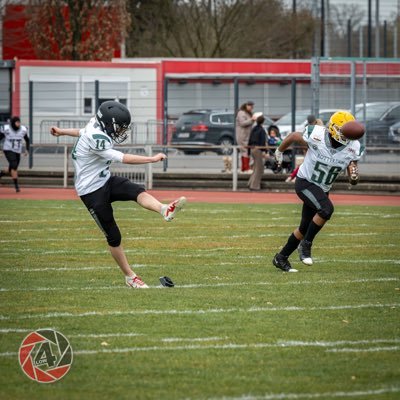 🏈 U21 Player | Rotterdam Trojans
📍 Rotterdam
Started playing American football this year at 17. Aiming to get better every day.
🇳🇱🇦🇺