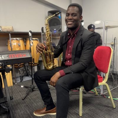 EfeSaxy's profile picture. Denis Wyse