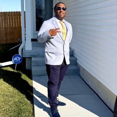 Just out here pushing to make a difference # North Omaha Native #TeamHuskers #TeamTarHeels #TeamHeat #TeamFollowBack F.A.K.E (Fly Ass Kicks Everyday)