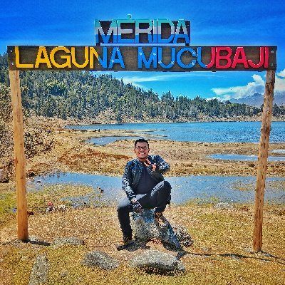 silvioramirezm's profile picture. Ing. en Informática, programador Laravel