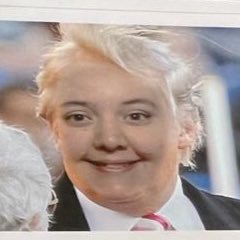 skrawberry_OG's profile picture. Bih I might be: The People’s dawg. Santa Bárbarita ❤️‍🩹 Cuban-American Revolutionary 🗽 🇨🇺🇺🇸 she/her