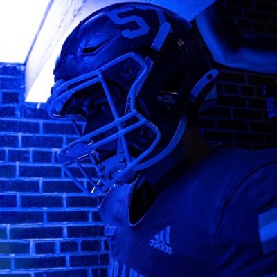whats_upholmes's profile picture. @DrakeBulldogsFB