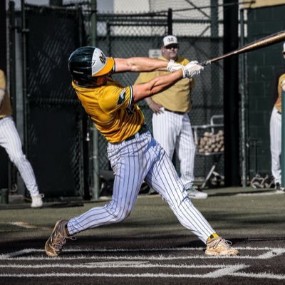 Mira Costa High School 2025 l 3B/1B/OF l 6’0” - 200