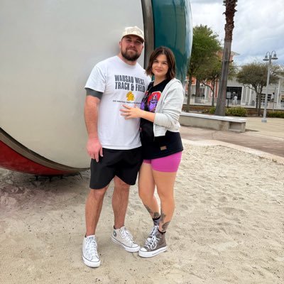 | Married to @millspaigee | Father to Landon, Eleanor, Lane, & Eloise | Wausau West Football O-Line & Head Girls Track & Field