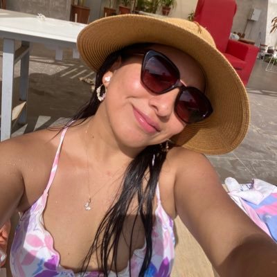 nieveenlasnubes's profile picture. ❤️‍🔥 Iqueña por mucho rato en Lima 🌤