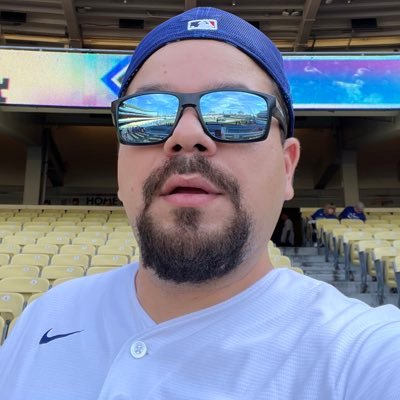 J_ayMo's profile picture. #Dodgers... Money is the best Drug 💸 I take dabs out the Huni-Badger 🦡 Wiz KHALIFA Stan (40-11) lifetime Dodger Stadium 🏟️ #TaylorGang