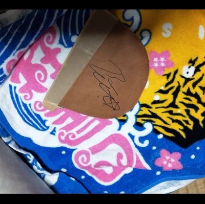 やらずに後悔するならやって後悔する方がいい❗たった1度の人生だもの✨
とにかくライブが大好き😍😍全国各地出没🙌🙌
#四星球