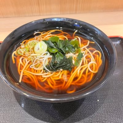 2025年から麻雀はじめました。おかぴと閣下推し。大阪で雀魂頑張ってます。おかぴサイン入りの家宝雀卓で家族みんなで麻雀するのが夢!