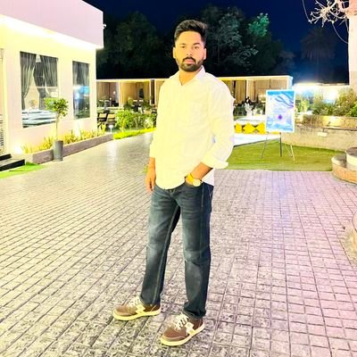 👑 👑 khamera Sarkar 👑 👑
🙏❣️Jai Yadav Jai Madhav ❣️🙏
