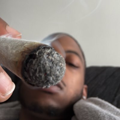 luhxnut's profile picture. https://t.co/kwA3T0QhFX