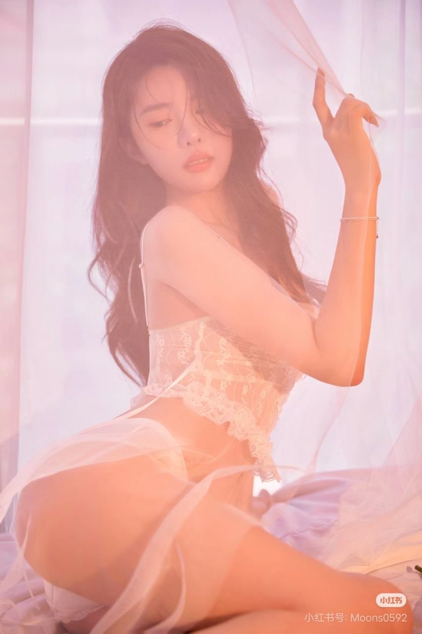 私は今32歳で独身ですが、最近寂しくて、大人で穏やかな恋人を探しています。30歳以上の独身男性がいる場合は、私のLINE:2568665を追加して電話で連絡することができます
