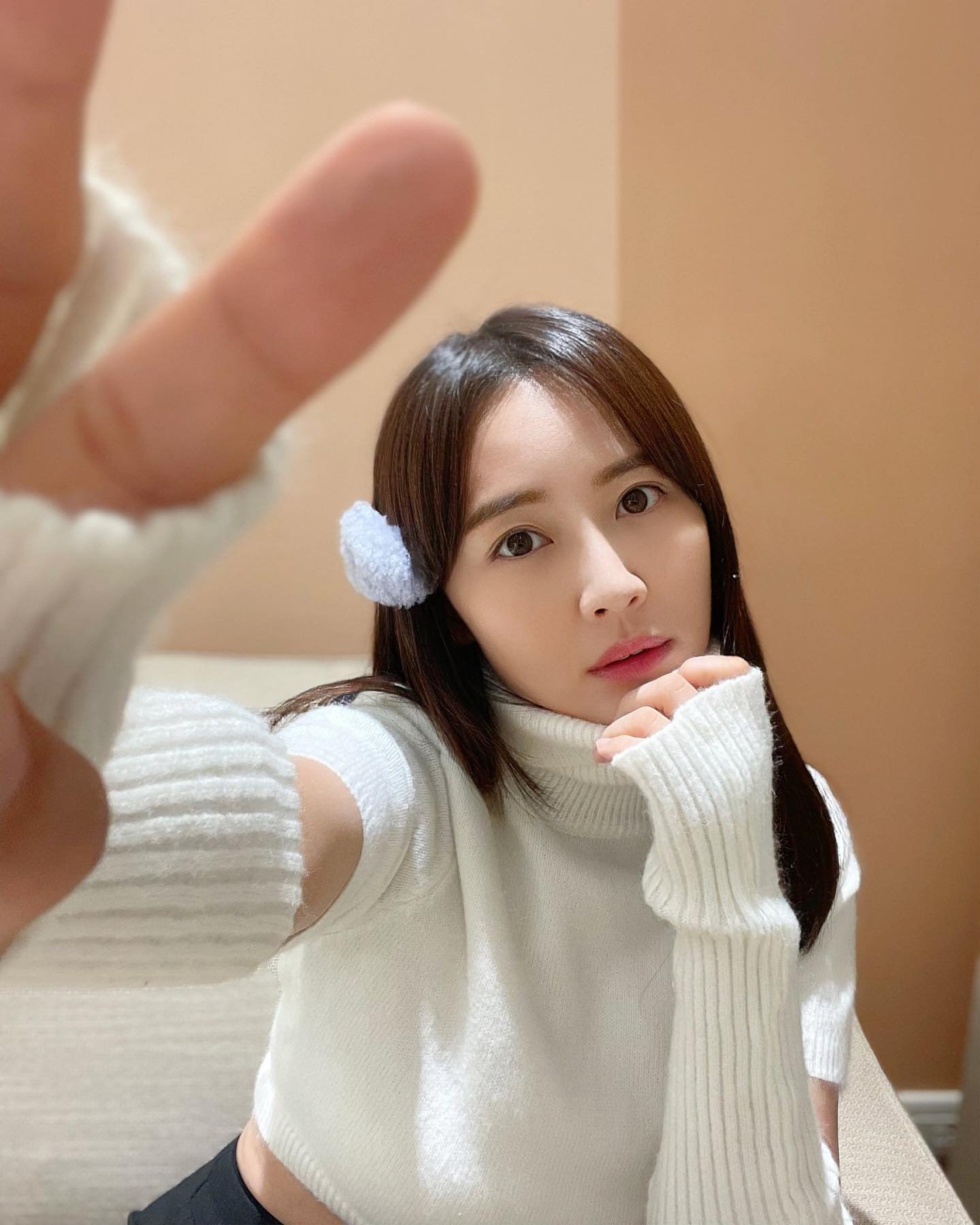 tristin25999's profile picture. 私は現在32歳の独身ですが、最近寂しくて、大人で穏やかな恋人を探しています。好きなイケメンがいれば、私のLINEチャットを追加することができます：tina666889