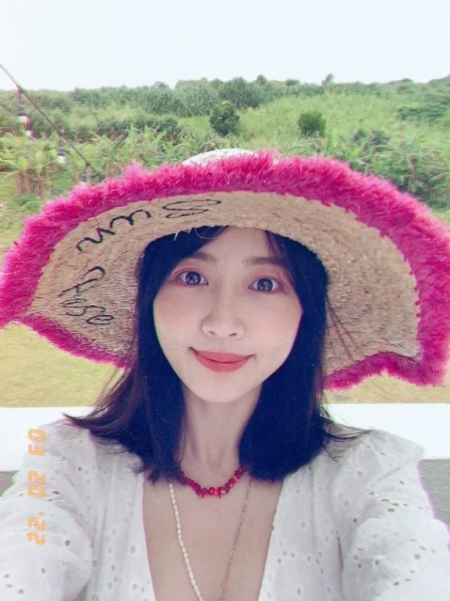 私は現在32歳の独身ですが、最近寂しくて、大人で穏やかな恋人を探しています。好きなイケメンがいれば、私のLINEチャットを追加することができます:tina666889