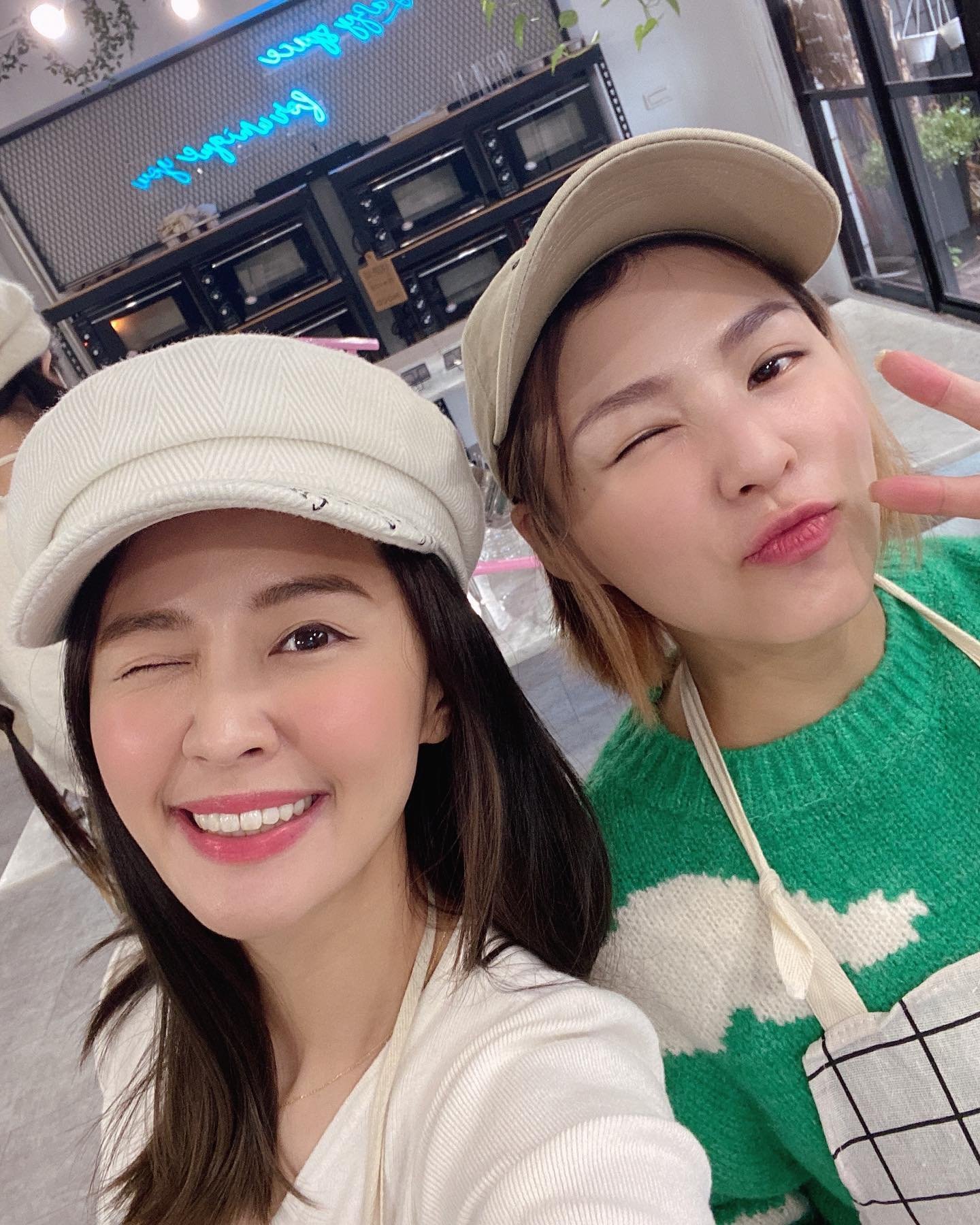 sawayn90773's profile picture. 私は現在32歳の独身ですが、最近寂しくて、大人で穏やかな恋人を探しています。好きなイケメンがいれば、私のLINEチャットを追加することができます：tina666889