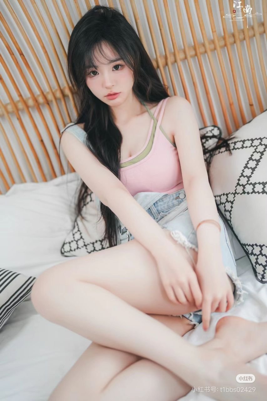 私は現在32歳の独身ですが、最近寂しくて、大人で穏やかな恋人を探しています。好きなイケメンがいれば、私のLINEチャットを追加することができます:tina666889