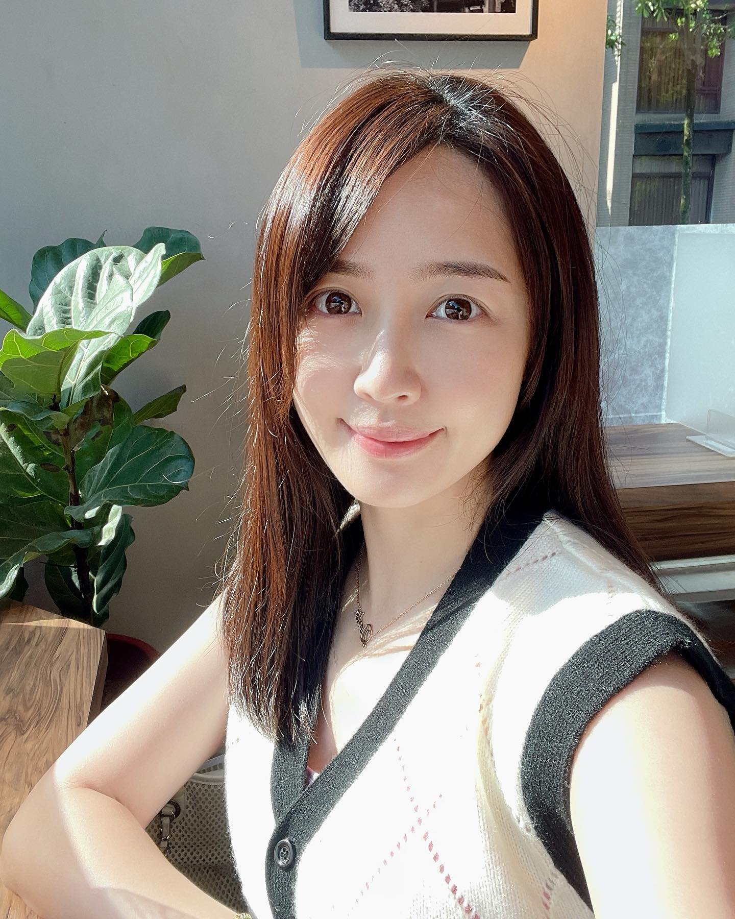 私は今32歳で独身ですが、最近寂しくて、大人で穏やかな恋人を探しています。30歳以上の独身男性がいる場合は、私のLINE:2568665を追加して電話で連絡することができます