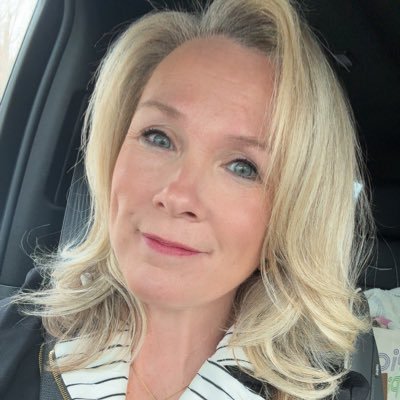 lifelong student, mommy, and addicted educator. Busy, but happy.