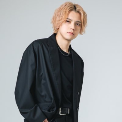 音楽バカ。info▷【@kakelivebot】YouTube▷【https://t.co/01zCrFTwY7】