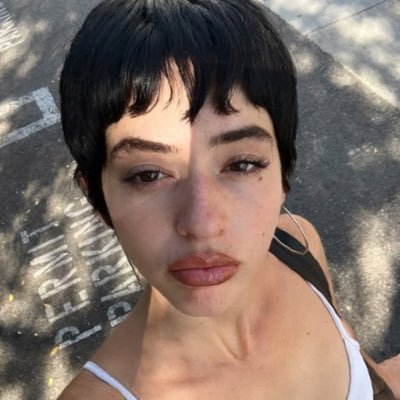 d1stantlands's profile picture. 20 suuuuper funny super tranqui