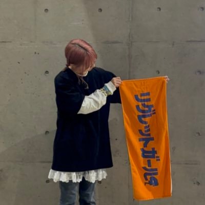 lo_moon3's profile picture. 食パンで泣けます