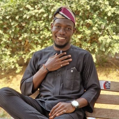 Dahood_x's profile picture. Animal scientist|| Pastry Chef|| Liverpool FC ❤️