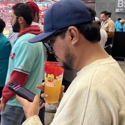 Aquí nos aventamos puro pinshi parlay mamalón y el pick es ganarme tu corazón 🔥🔥🔥🤓🤓🤓