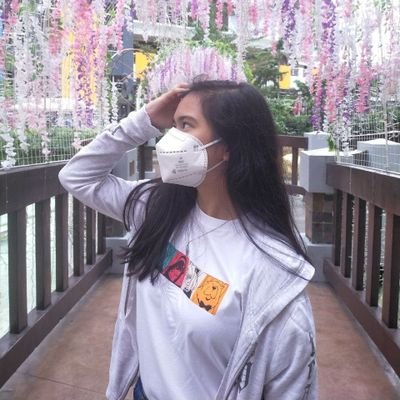 ninjannachan's profile picture. this kitten over here (meow)