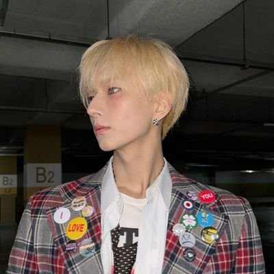 mmagsba's profile picture. ✧ » '01 || She/her || Anime || SKZ♡ -SVT ♡ - ASTRO♡ - MX♡  - Xdinary heroes♡  - ATEEZ♡ || Webtoon  || BL // MUCHO RT || Multistan - si me dejan de seguir den sb