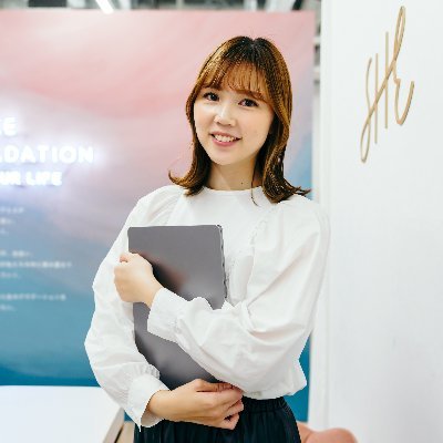 SHE inc. CX|東京🗼|業種も職種もバラバラのキャリア迷子▶︎憧れの企業へ転職🐾|オトト(5)👧🏻 スイスイ(2)🧒🏻 マウイ🐻との愉快な暮らし🏡|健康でハッピーな自分でいるためのセルフケアが趣味🧘🏻♀️☕️💆🏻♀️✈️|昆虫と恐竜が好き🐞🦖|#シーライクス