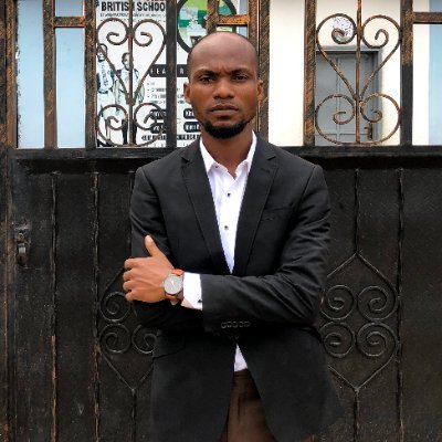 Daniel_UIDesign's profile picture. A passionate UI/UX designer. I design responsive and user-friendly designs (web and mobile)