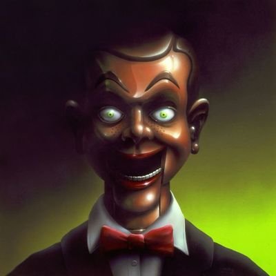 Franciscano y wagneriano.
Creo en los gnomos, duendes y elfos.
Folk-horror y música clásica.
Absenta enjoyer.
Dungeon Master.