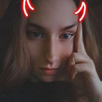 Christine Carter (@iblondewonduri) 's Twitter Profile