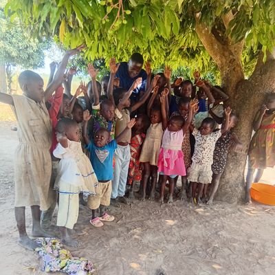 olaboromoses370's profile picture. Helping desperate single mothers, homeless children, orphans, disabled people, children with poor backgrounds and children born with HIV/aids in the society