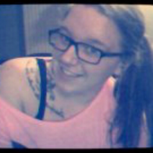 straightup_ashh's profile picture. 