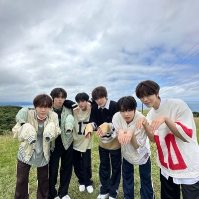 r4tuuus's profile picture. 