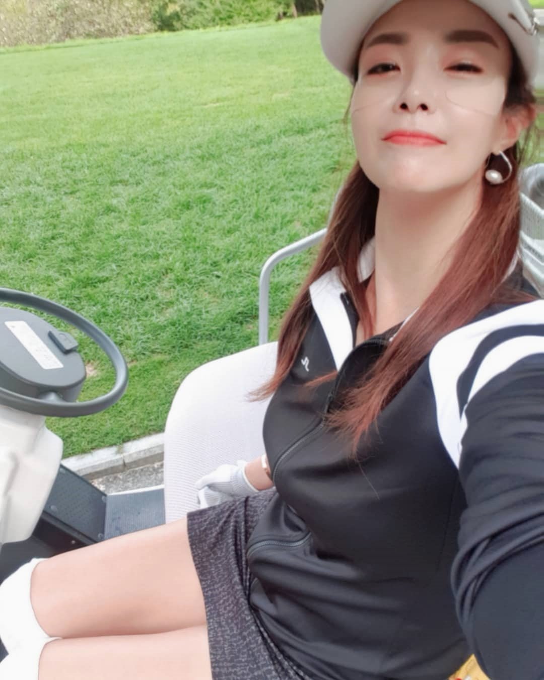 AparnaShan18793's profile picture. ⚡️1日で資産を2倍にしましょう！ ? 
💎投資の専門家が秘密を明かす！ 
💰5万円が500万円、1億円になるかも！ ?
短期間で莫大な利益を上げることができる「高騰株」について、完全無料でお教えします！
特別オファー：LINEグループメンバー限定！
📲100名限定、人生を変える一歩を踏み出しましょう👇