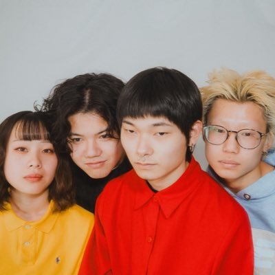 From Japan. Indie pop band Monomi twins contact ⇒ <monomisun@gmail.com>