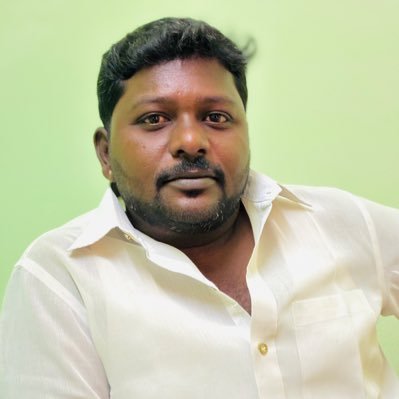 💥 மொழி,மதம்,சாதி,இனம்,பாலினம்
தேச எல்லைகள்,நிறம் போன்ற பேதங்களை
கடந்து மனிதர்களை நேசிப்பவன் 💥