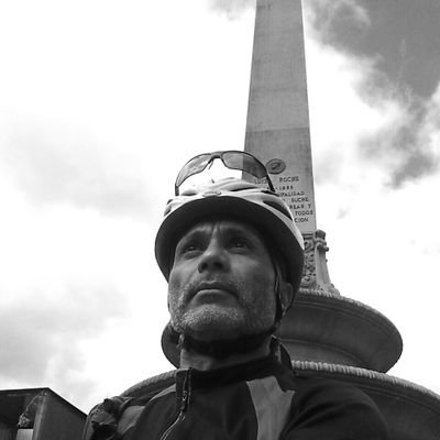 10°28′ 58.35″N, 66°48′59.63″W, UT-4:30 Lic. EF.Inclusión TIC en EF.Aventurero. Fotógrafo. Mis mejores maestros, son mis alumnos.