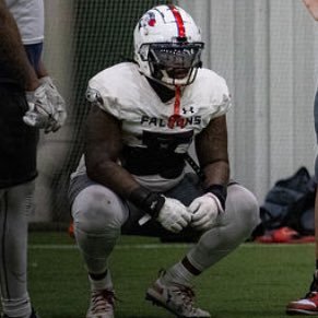 215📍Philadelphia C’o 23 / Hybrid DL /4 years of eligibility/GPA 3.6/ 6’0 , 270 #JUCO lackawanna College Email:aamirpender11@gmail.com/ cell: 267-339-2054