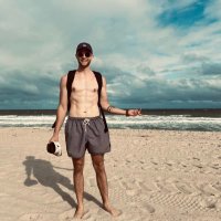 Tylers Saunders 🎱 (@bowtiedbar) 's Twitter Profile