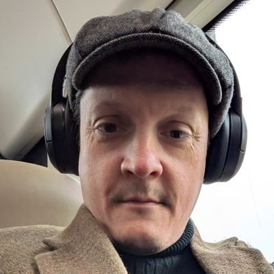 Blogger, Former Radio DJ, Musician
#alcoholfree 23.4.19 🦋 #autistic
https://t.co/D9vMN3qvLF