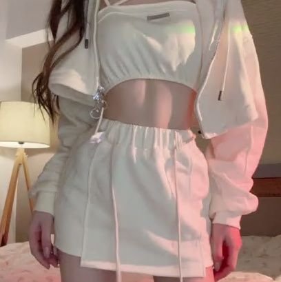 はじめまして( ´∀`)フォローお願いします!DMで楽しくお話しましょう!😉🌹独身で友達がほしい(。・ω・)ノ゙一緒に楽しく話しましょう!〜♪よろしくお願いします