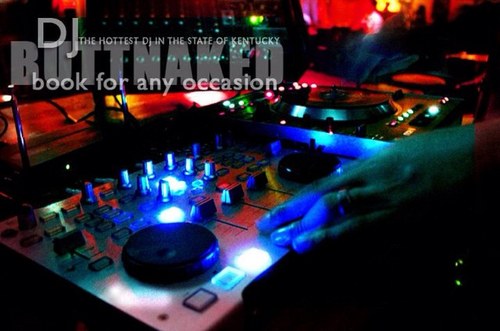 DjButtnaked502's profile picture. Married with children.