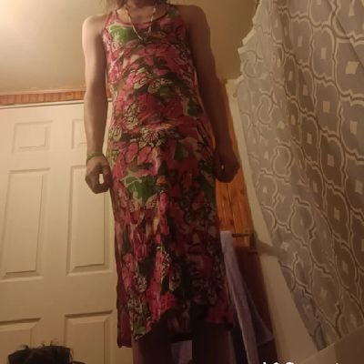Horny white male that loves dicks and pussy and that's a sissy looking for someone to take advantage of or I can take advantage of male or CD or female