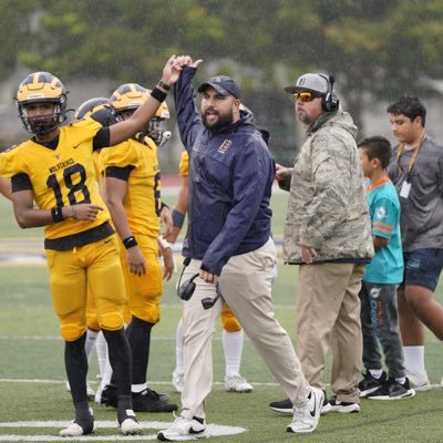 Head Football Coach at Belen Jesuit Preparatory School | @BelenJesuitFB | \|/