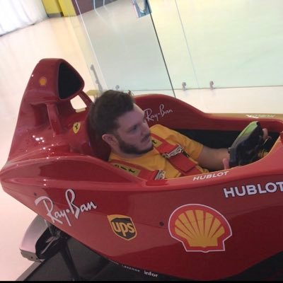 NonFlyingIceman's profile picture. Food connoisseur (attempted) WSET 3 🍇 #AFC Italophile 🇮🇹 cinephile 🎥 Karaoke 👑 🎤 .. #sneakers 👟 #crafbeer 🍺 Letterboxd - https://t.co/4IqBIgYMqF