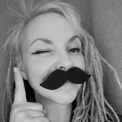 neko_sch's profile picture. If I can't dance, I don't want your revolution.